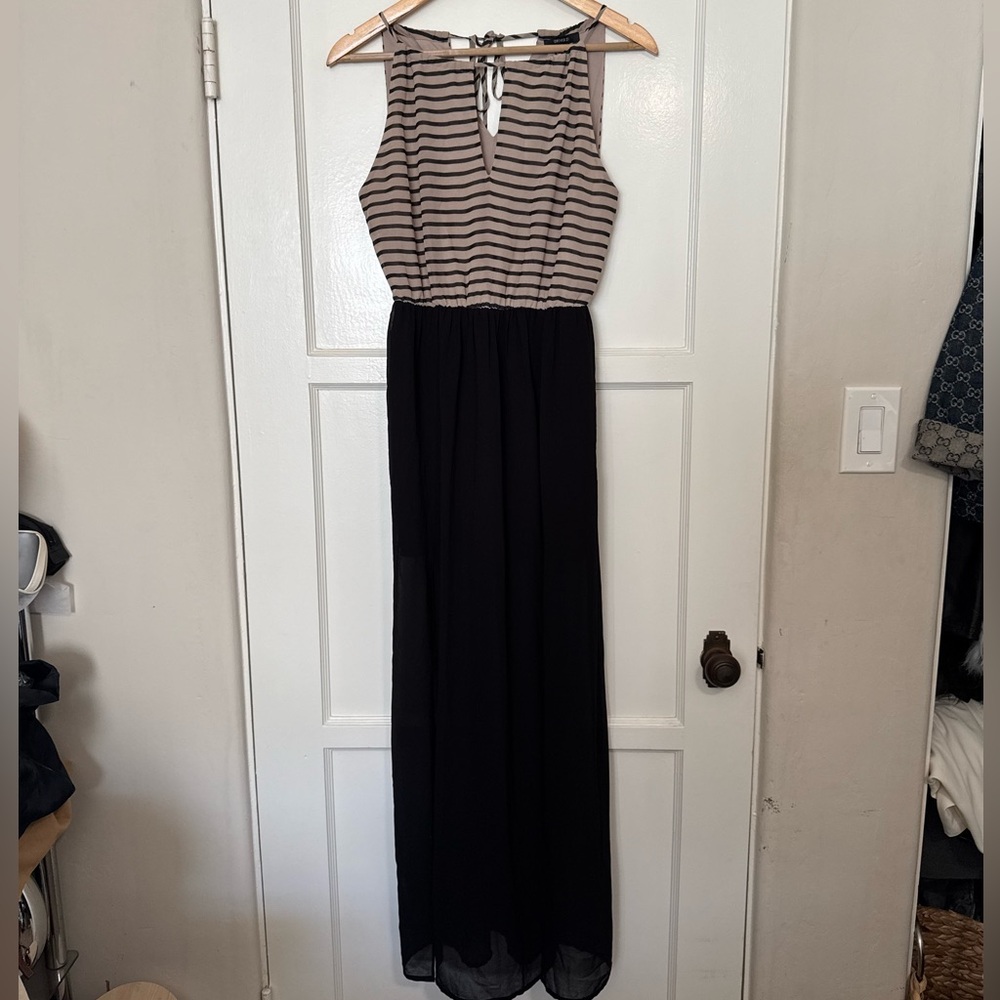 Forever 21 Chiffon Striped Sleeveless Maxi Dress - Black and Tan - Size Small
